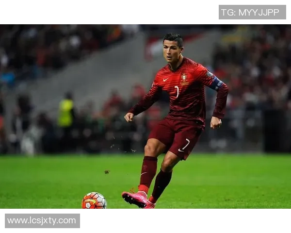 美国现役足球明星介绍及其在国际赛场上的表现与成就