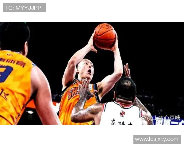 上海男篮全运赛场对决北京队展现篮球激情与实力较量 上海男篮全运赛场对决北京队展现篮球激情与实力较量