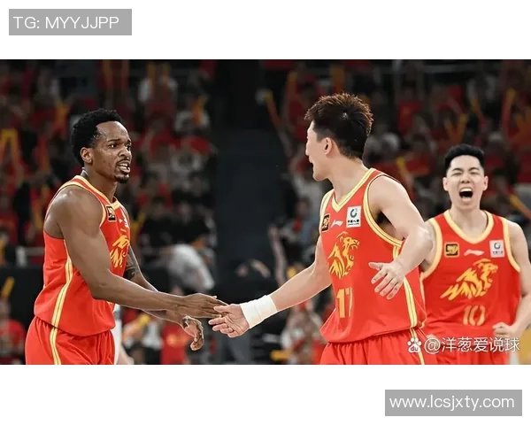 明星篮球技艺与普通球员的差距分析与探讨 明星篮球技艺与普通球员的差距分析与探讨